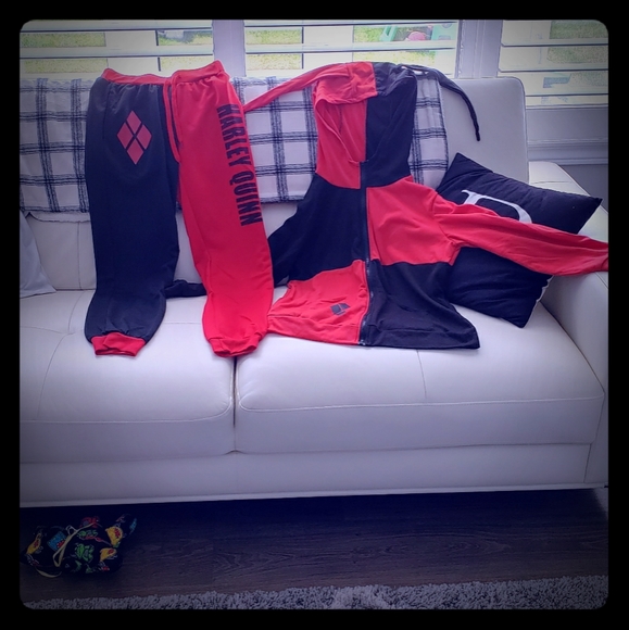 Harley quinn - Picture 1 of 3